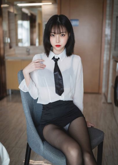 精品人妻av中文字幕乱码色_HD免费播放