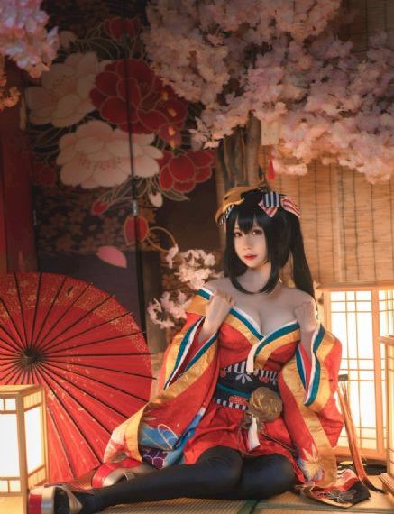 98综合图区亚洲偷自拍美女图片_BD免费在线播放