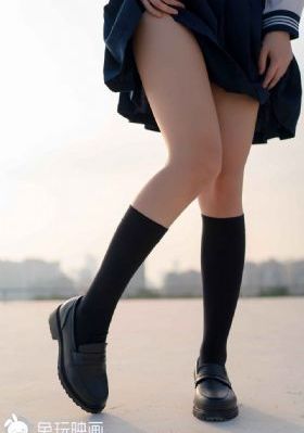 俄罗斯美女在线观看一区_4K手机在线看