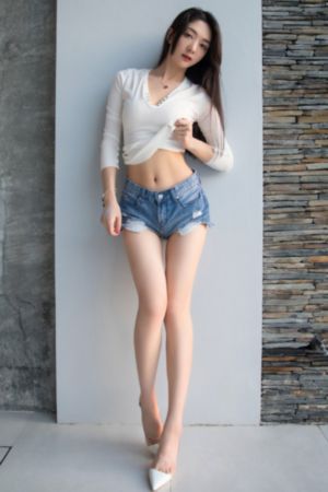 欧美又粗大人妖一进一出_720日韩电影在线