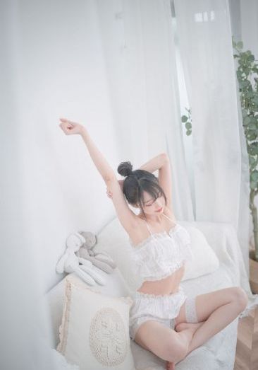乌克兰美女毛片_720手机在线观看