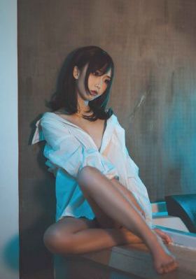俄女人裸体性做爰免费视频_超清手机在线看