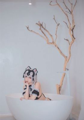 久久嫩草精品久久久久_高清完整版免费全集免费观看